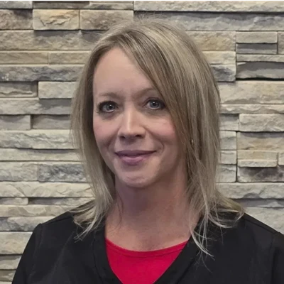 A headshot of Cara Carpenter, a Doctor of Physical Therapy at Pioneer Sports & Pain Center.